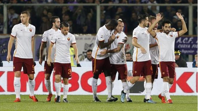 Η Ρόμα νίκησε τη Φιορεντίνα και ανέβηκε στην κορυφή