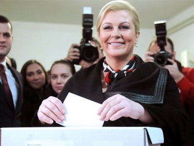 Η Κολίντα Γκραμπάρ Κιτάροβιτς η πρώτη γυναίκα πρόεδρος της Κροατίας