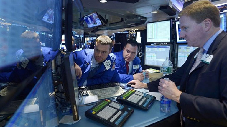 Με σημαντικές απώλειες έκλεισε η Wall Street