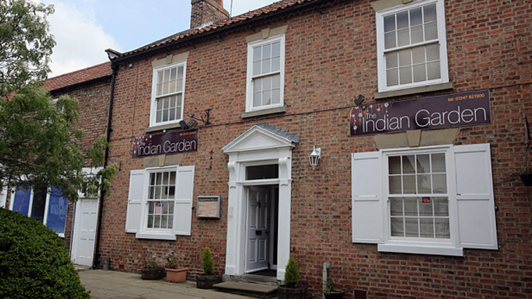 Βρετανία: Ιδιοκτήτης εστιατορίου κατηγορείται για ανθρωποκτονία