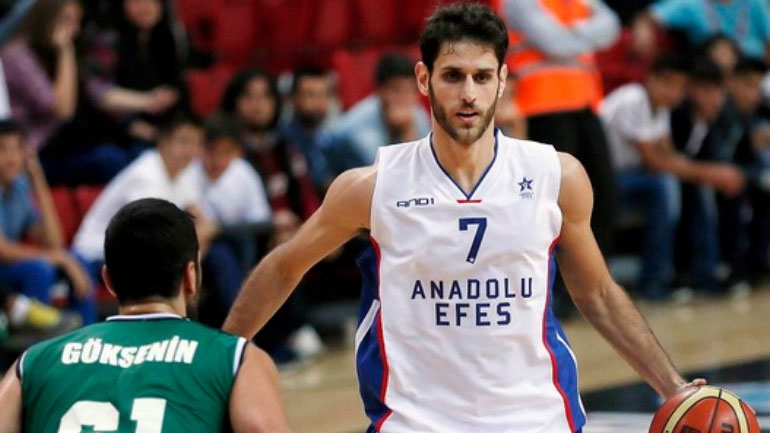 Περπέρογλου: «Εδώ έπαιξα το καλύτερο μπάσκετ»