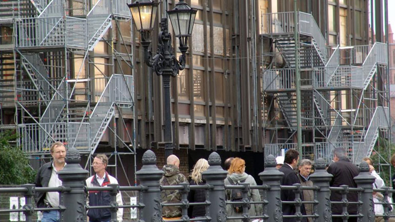 Yπέρ της διεξαγωγής του δημοψηφίσματος στην Ελλάδα το 60% των Γερμανών