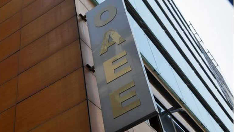 Παράταση στην καταβολή δόσεων της ρύθμισης για τους οφειλέτες του ΟΑΕΕ