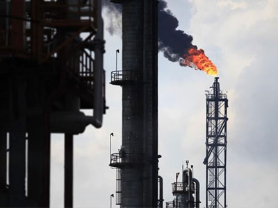 Ξεπέρασαν το 4% οι απώλειες για το πετρέλαιο