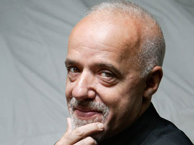 Ο Πάολο Κοέλιο θέλει να αγοράσει την ταινία «The Interview»