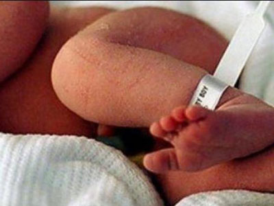 Μήνυση κατά του άνδρα που άφησε 11χρονη έγκυο κατέθεσε η μητέρα της