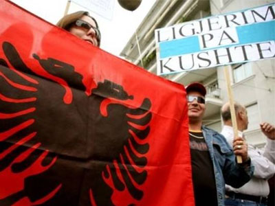 Αλβανία: «Όχι» στη νέα διοικητική διαίρεση