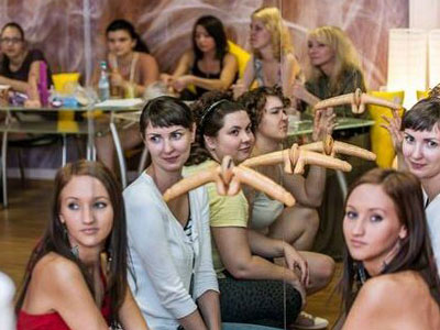 Στη Μολδαβία λειτουργεί σχολή για… στοματικό έρωτα!