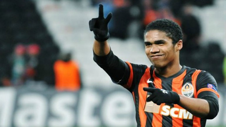 Ανακοινώθηκε μέσω… Βραζιλίας ο Ντάγκλας Κόστα