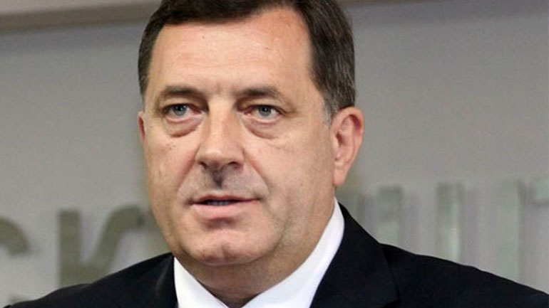 «Η σφαγή στη Σρεμπρένιτσα είναι η μεγαλύτερη εξαπάτηση του 20ού αιώνα»