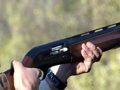 Λαμία: Παραδόθηκε ο κυνηγός που σκότωσε τον φίλο του