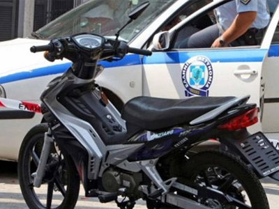 Συναγερμός από «ύποπτη» μηχανή στο σπίτι του Κωνσταντίνου Μητσοτάκη