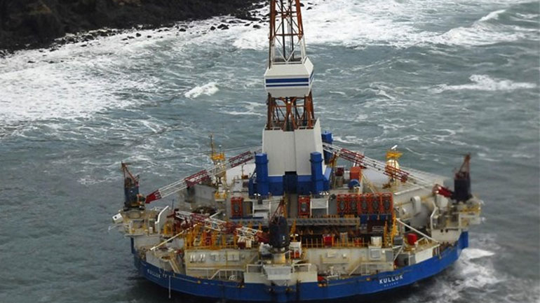 Οικολόγοι περικύκλωσαν πλατφόρμα της Shell στις δυτικές ΗΠΑ