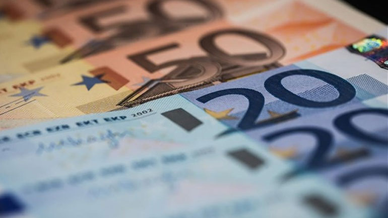 SZ: Έκτακτο σχέδιο για την επιβολή capital controls στην Ελλάδα