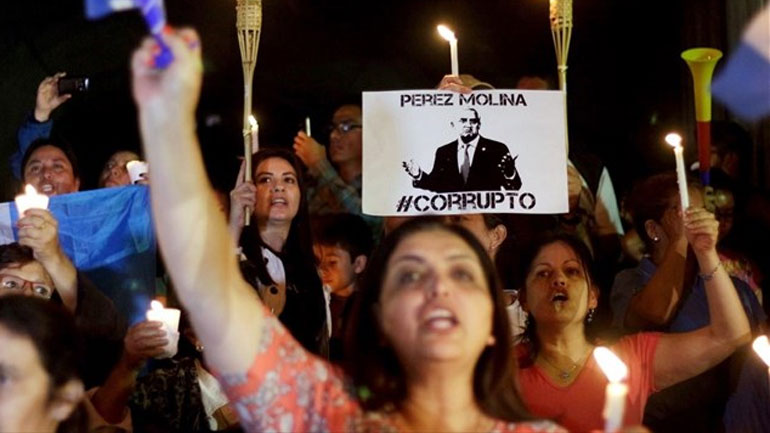 Γουατεμάλα: Την παραίτηση του προέδρου ζήτησαν 5.000 διαδηλωτές