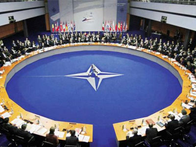 ΝΑΤΟ: Συνεχίζεται η μεταφορά όπλων από τη Ρωσία στην Ουκρανία