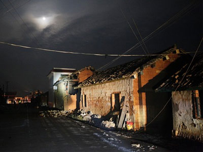 Κίνα: Ένας νεκρός και εκατοντάδες τραυματίες από τον σεισμό των 6,1 Ρίχτερ