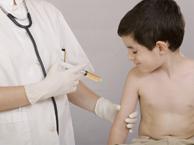 Αυξάνεται ο αριθμός των παιδιών που δεν έχουν εμβολιαστεί