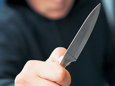 Βγήκαν τα μαχαίρια στο Ηράκλειο