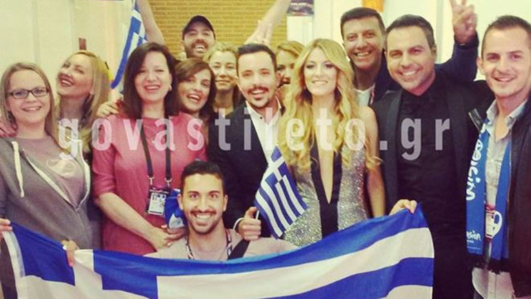 H ομαδική selfie και το μήνυμα της ελληνικής αποστολής λίγα δευτερόλεπτα πριν βγουν στη σκηνή