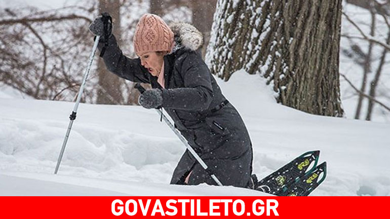 Julianne Moore: Η μεγαλοπρεπής τούμπα στα χιόνια!