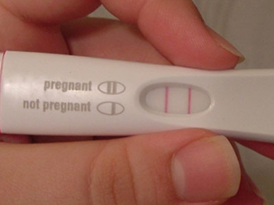 Μπαρ στην Αλάσκα προσφέρουν δωρεάν… τεστ εγκυμοσύνης