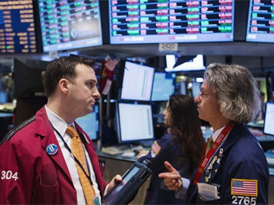 Με σημαντικές απώλειες έκλεισε η Wall Street