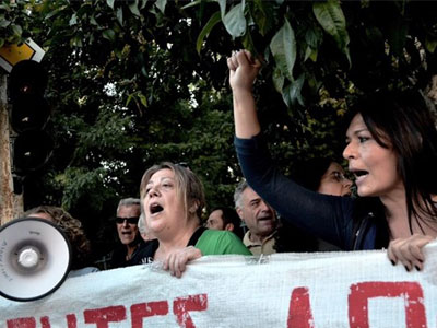 Έληξε η κατάληψη του πολιτικού γραφείου του Ανδρέα Λοβέρδου