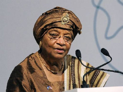 Έκκληση στη διεθνή κοινότητα για τον Έμπολα απευθύνει η πρόεδρος της Λιβερίας