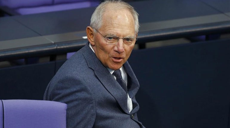 Σόιμπλε: Θα κάνω ό,τι χρειαστεί για να αποφευχθεί το Brexit