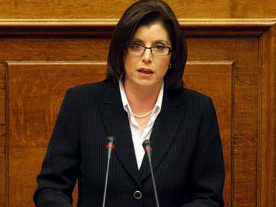 Ασημακοπούλου: «Ιστορική στιγμή. Ο λαός δεν θέλει εκλογές»