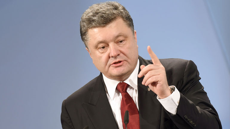 Ποροσένκο: Το NATO δεν μπορεί ακόμη να εγκρίνει την εισδοχή της Ουκρανίας