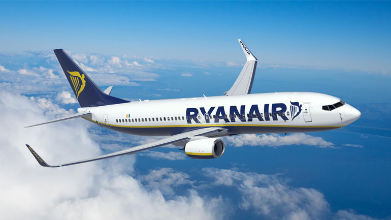 Ryanair: Εντυπωσιάζουν τα στατιστικά εξυπηρέτησης πελατών
