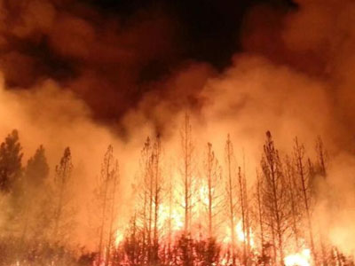 ΗΠΑ: Υπό μερικό έλεγχο η πυρκαγιά στο Εθνικό Πάρκο Γιοσέμιτι