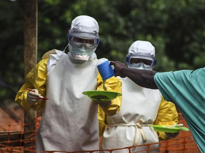 Λιβερία: Πτώματα επιπλέουν σε ποταμούς από τον Έμπολα