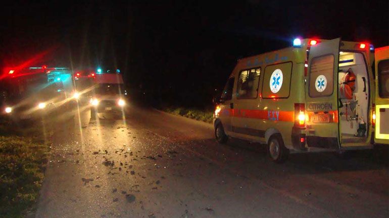 Θανατηφόρο τροχαίο στη Μεσσαρά: Αυτοκίνητο καρφώθηκε σε νταλίκα