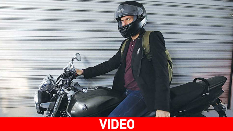 Νέο βίντεο με τον προπηλακισμό του Γιάνη Βαρουφάκη