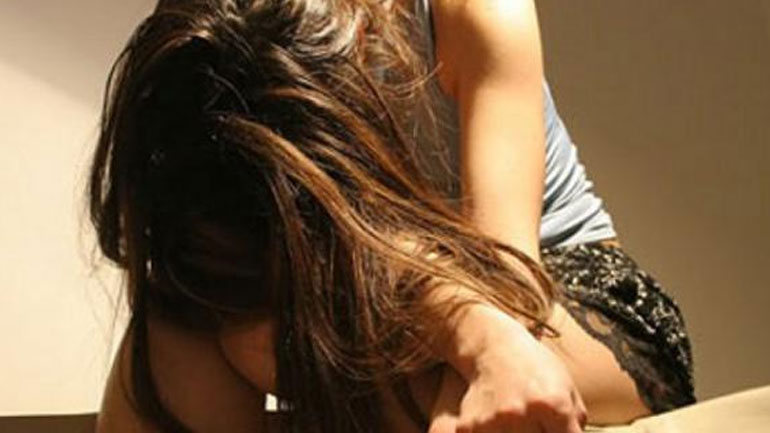 Συνελήφθη 28χρονος κατηγορούμενος για βιασμό 17χρονης στη Ρόδο