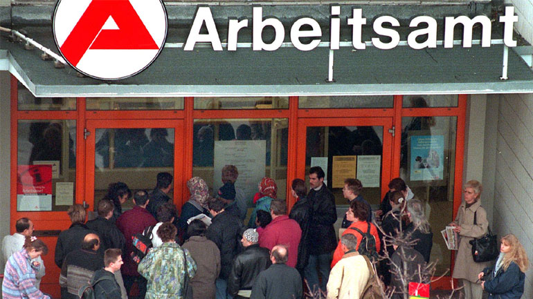 Γερμανία: Σε ιστορικό χαμηλό από το 1991 η ανεργία