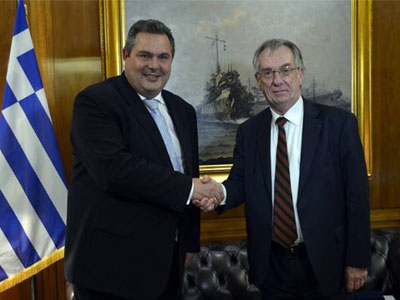 Συνάντηση του Π. Καμμένου με τον πρέσβη της Αυστραλίας Τζον Γκρίφιν