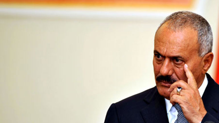 Αλ Κάιντα: Δίνει 20 κιλά χρυσό σε όποιον σκοτώσει τον πρώην πρόεδρο της Υεμένης