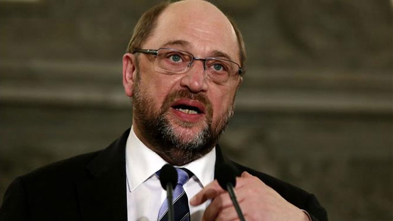 Σουλτς: «Ο Τσίπρας δεν εγκατέλειψε στη Μόσχα τη γραμμή της ΕΕ»