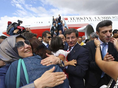 Times: Με 180 τζιχαντιστές αντάλλαξε τους 46 Τούρκους ομήρους ο Ερντογάν