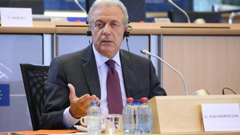 Δ. Αβραμόπουλος: Να δράσει με υπευθυνότητα και αλληλεγγύη η Ε.Ε. για να ξεπεραστεί η προσφυγική κρίση