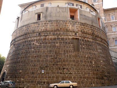 Βατικανό: Εισαγγελική έρευνα σε βάρος δύο στελεχών τράπεζας για υπεξαίρεση