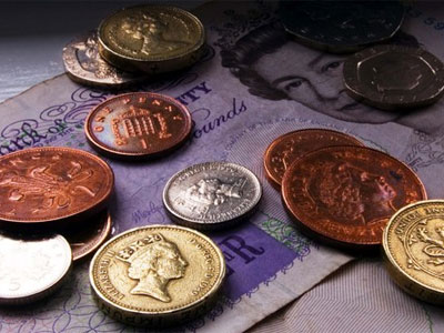 Βρετανία: Εξωφρενική η διαφορά στο μισθό μεταξύ διευθυντών και υπαλλήλων