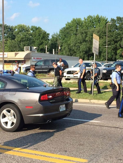 Η στιγμή της σύλληψης του φωτορεπόρτερ