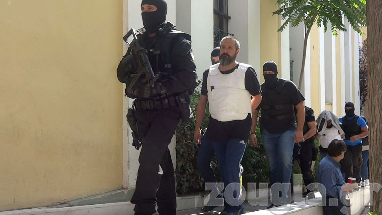 Προφυλακίστηκαν ο Γιώργος Πετρακάκος και η σύντροφός του