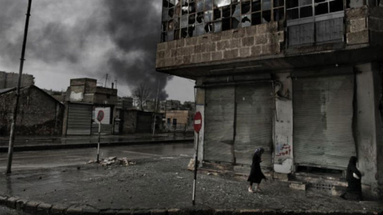 Σφοδροί βομβαρδισμοί του στρατού εναντίον θέσεων ανταρτών στη Δαμασκό