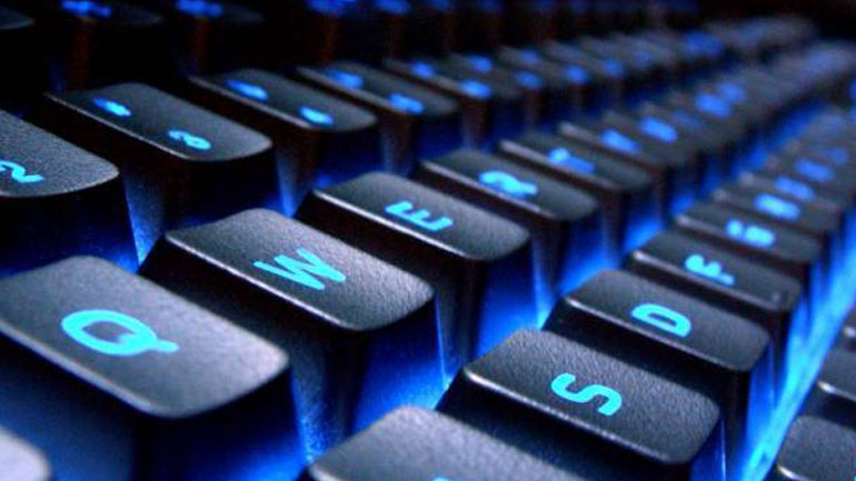 Βρετανία: Χάκερ έκλεψαν εκατομμύρια λίρες από τραπεζικούς λογαριασμούς